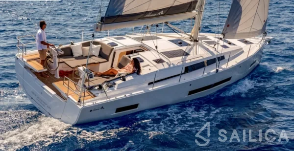 Hanse 410 - Yacht Charter Sailica