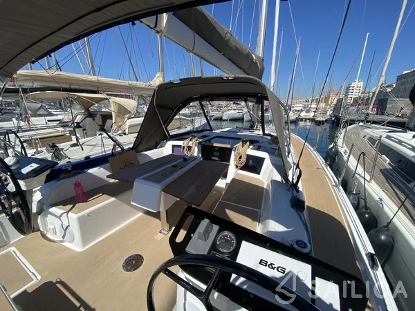 Dufour 37 - Yacht Charter Sailica