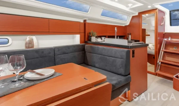 Hanse 348 - Yacht Charter Sailica