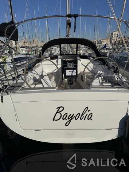 Hanse 348 - Yacht Charter Sailica