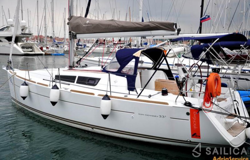 Sun Odyssey 33i - Yacht Charter Sailica