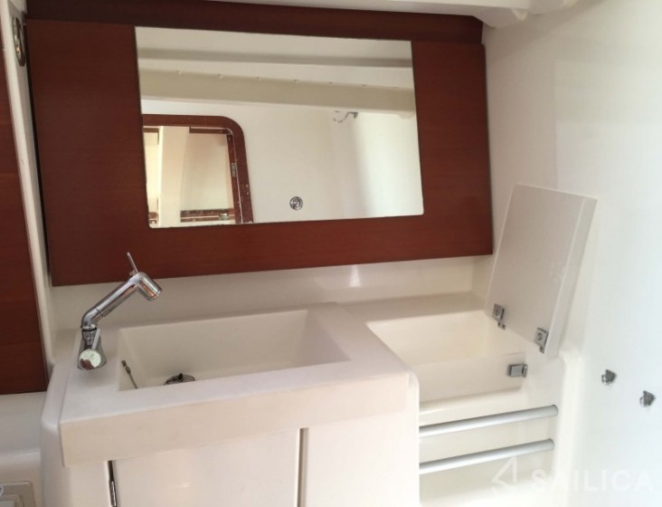Dufour 375 Grand Large - Yacht Charter Sailica