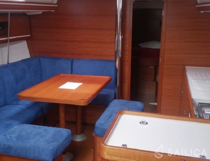 Dufour 405 - Yacht Charter Sailica