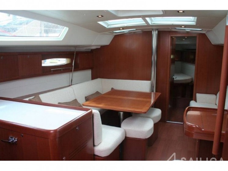 Oceanis 46 - Yacht Charter Sailica