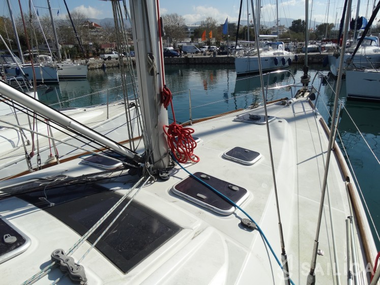 Oceanis 46 - Yacht Charter Sailica