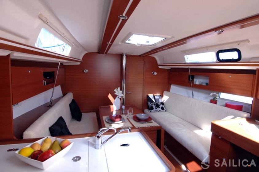 Dufour 335 Grand Large - Yacht Charter Sailica
