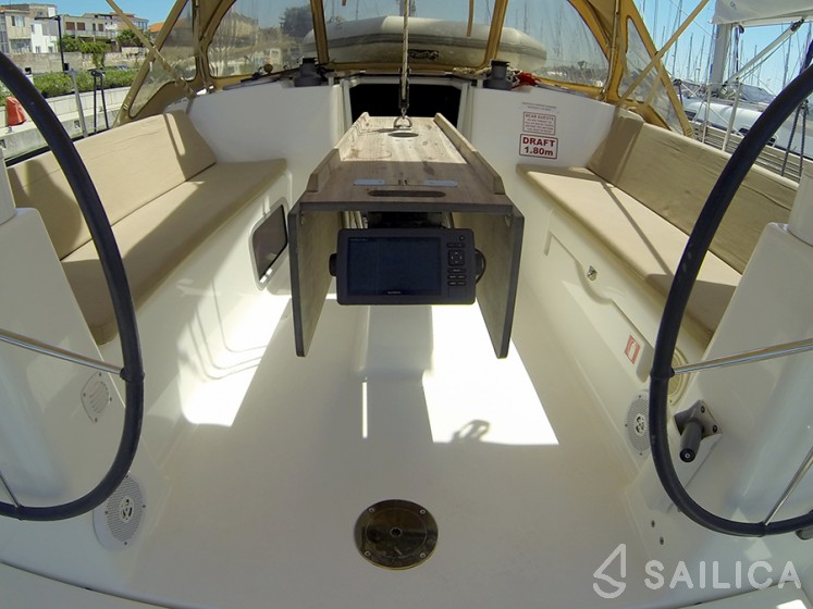 Dufour 335 Grand Large - Yacht Charter Sailica