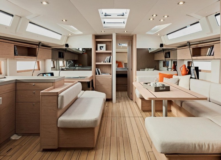 Oceanis 51.1 - Yacht Charter Sailica