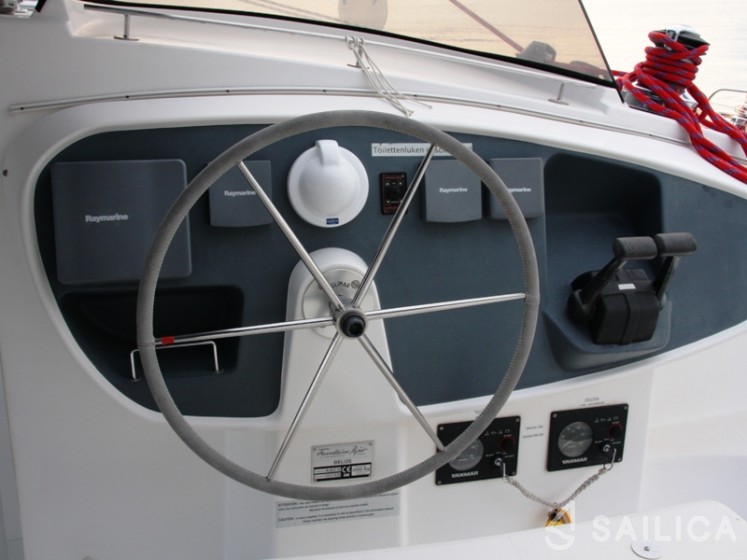 Belize 43 - Yacht Charter Sailica
