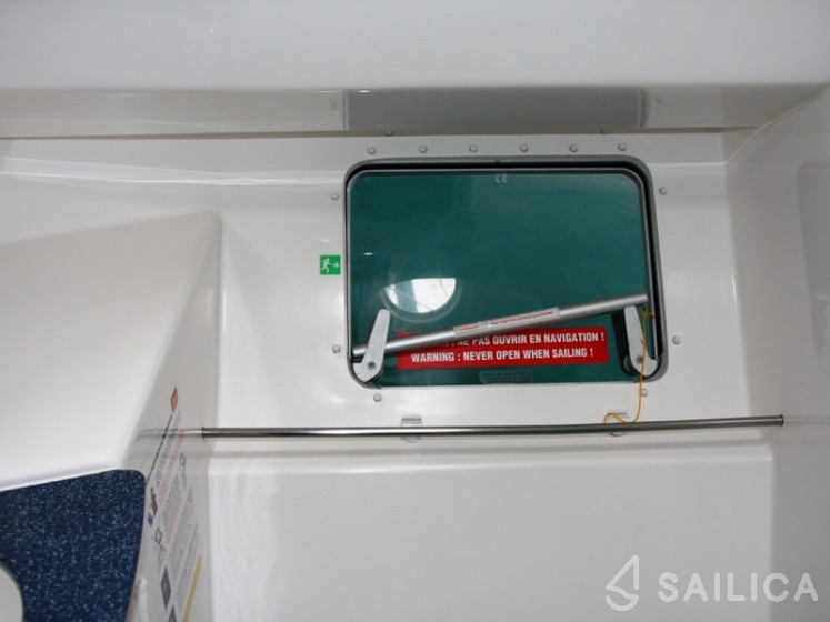Belize 43 - Yacht Charter Sailica
