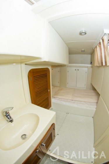 Adagio Europa 51.5 - Yacht Charter Sailica
