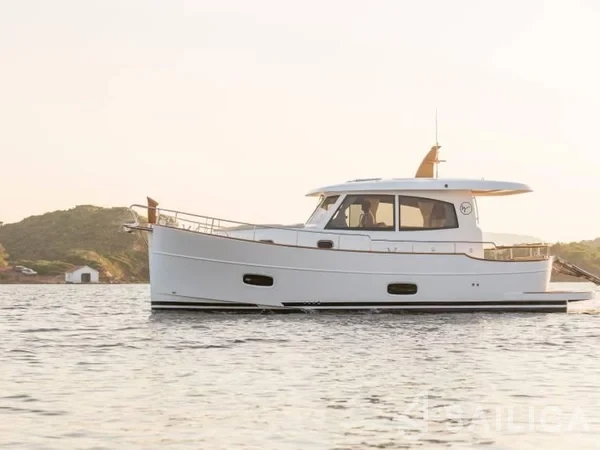 Menorquin 34 - Yacht Charter Sailica