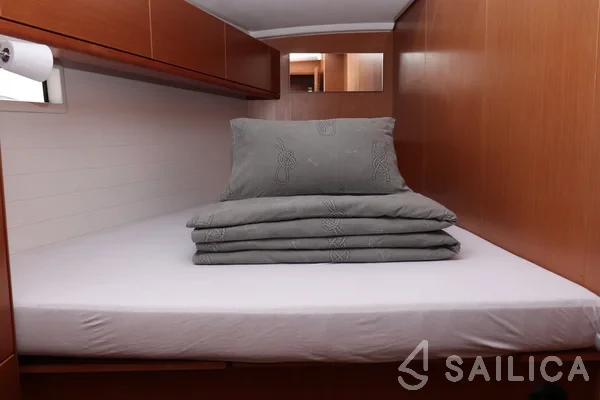 Bavaria 46 Cruiser - Yacht Charter Sailica