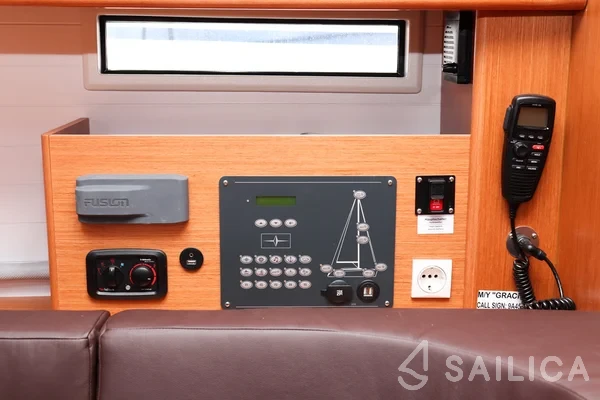 Bavaria 46 Cruiser - Yacht Charter Sailica