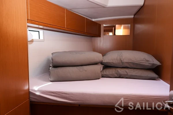 Bavaria 46 Cruiser - Yacht Charter Sailica