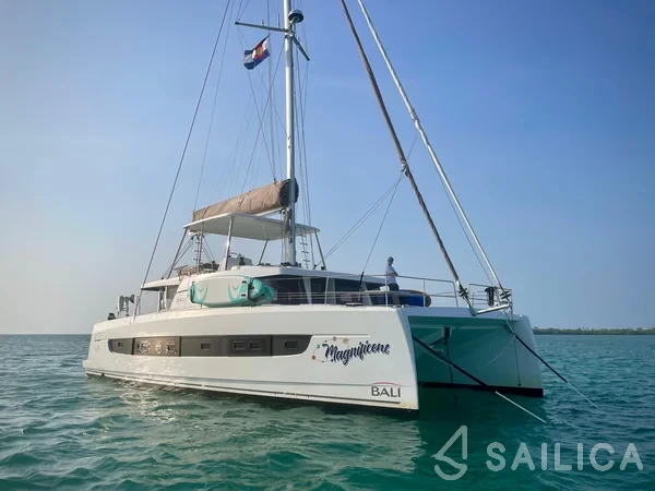 Bali 4.8  - Yacht Charter Sailica
