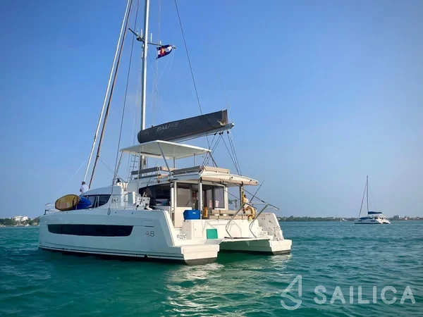 Bali 4.8  - Yacht Charter Sailica