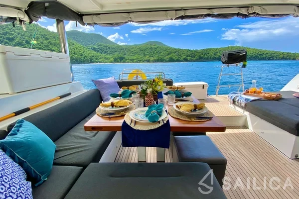 Lagoon 52 - Yacht Charter Sailica