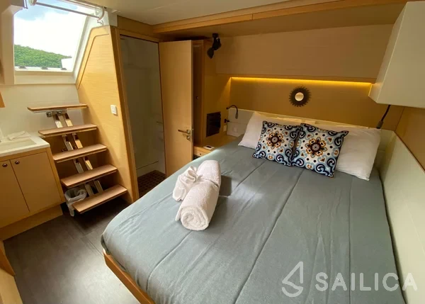 Lagoon 52 - Yacht Charter Sailica