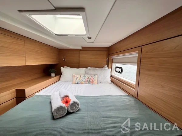 Bali 4.6 - Yacht Charter Sailica