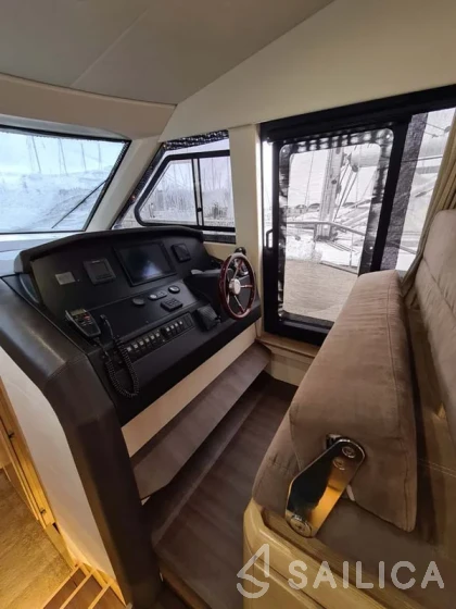 Greenline 48 Fly - Yacht Charter Sailica
