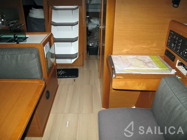 Sun Odyssey 389 - Yacht Charter Sailica