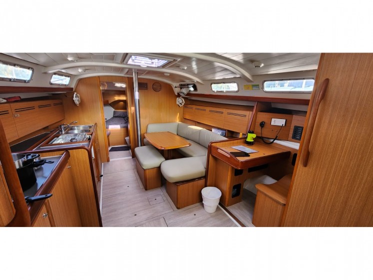 Cyclades 43.4 - Yacht Charter Sailica