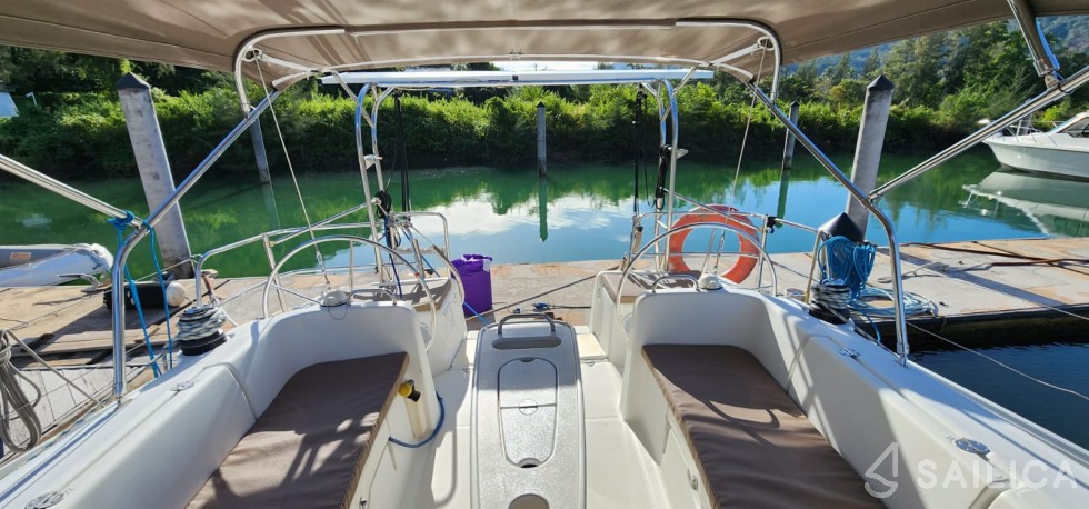 Cyclades 43.4 - Yacht Charter Sailica