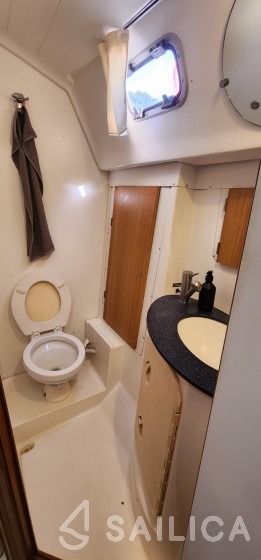 Cyclades 43.4 - Yacht Charter Sailica