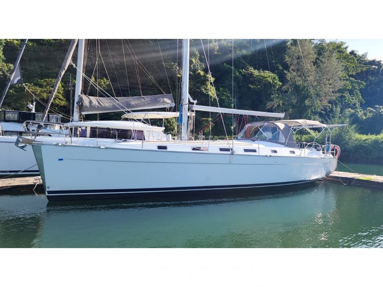 Cyclades 43.4 - Yacht Charter Sailica