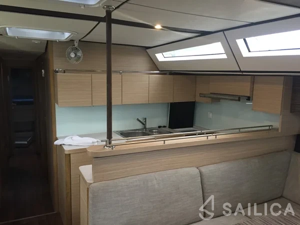D&D Kufner 54 - Yacht Charter Sailica