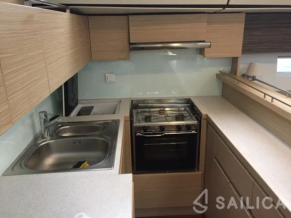 D&D Kufner 54 - Yacht Charter Sailica