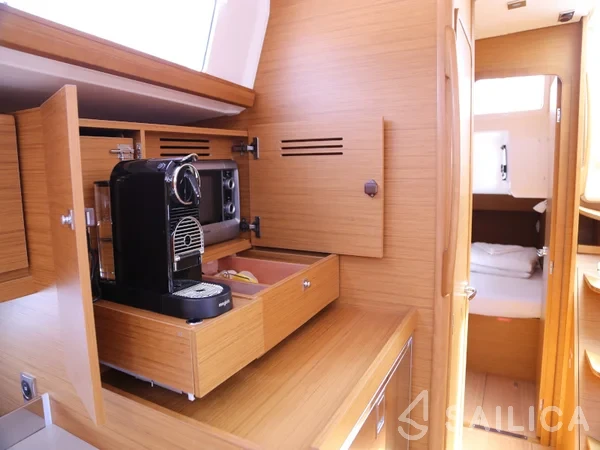 Dufour 460 GL - Yacht Charter Sailica