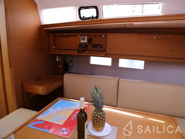 Dufour 460 GL - Yacht Charter Sailica