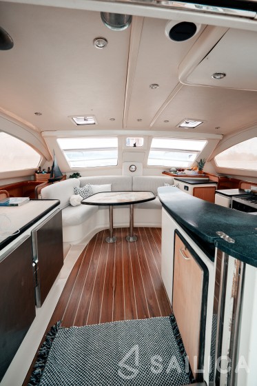 Leopard 40 - Yacht Charter Sailica