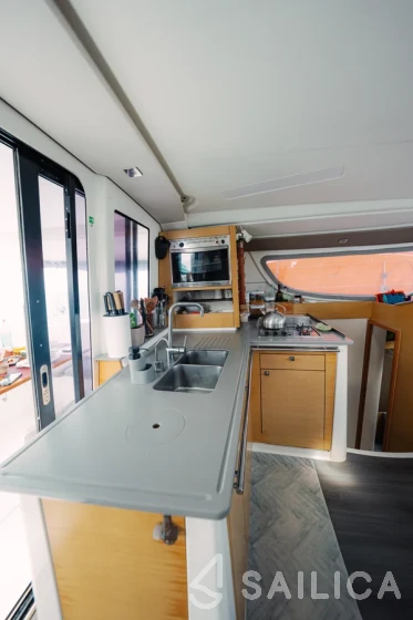 Lipari 41 - Yacht Charter Sailica