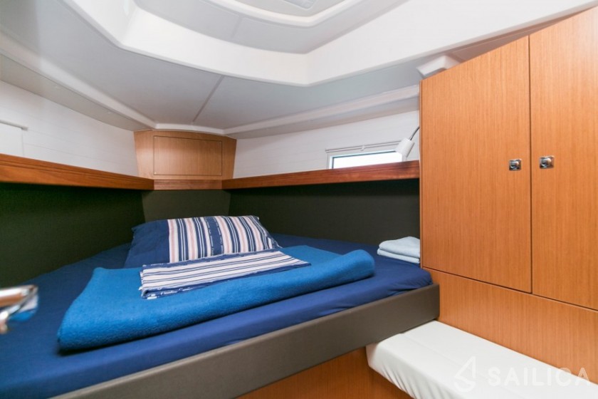 Bavaria 37 Cruiser - Yacht Charter Sailica