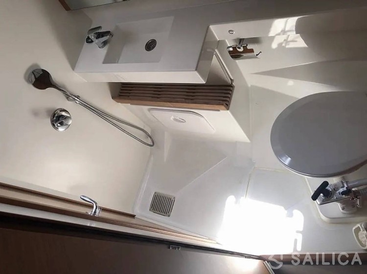 Sun Odyssey 440 - Yacht Charter Sailica