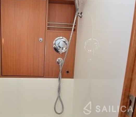 Bavaria Cruiser 45 - Yacht Charter Sailica