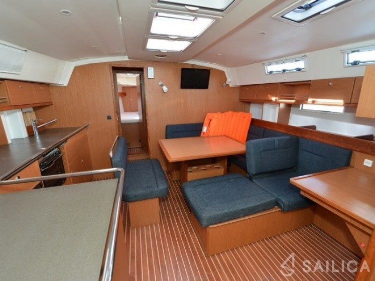 Bavaria Cruiser 45 - Yacht Charter Sailica