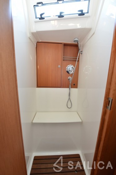 Bavaria Cruiser 45 - Yacht Charter Sailica