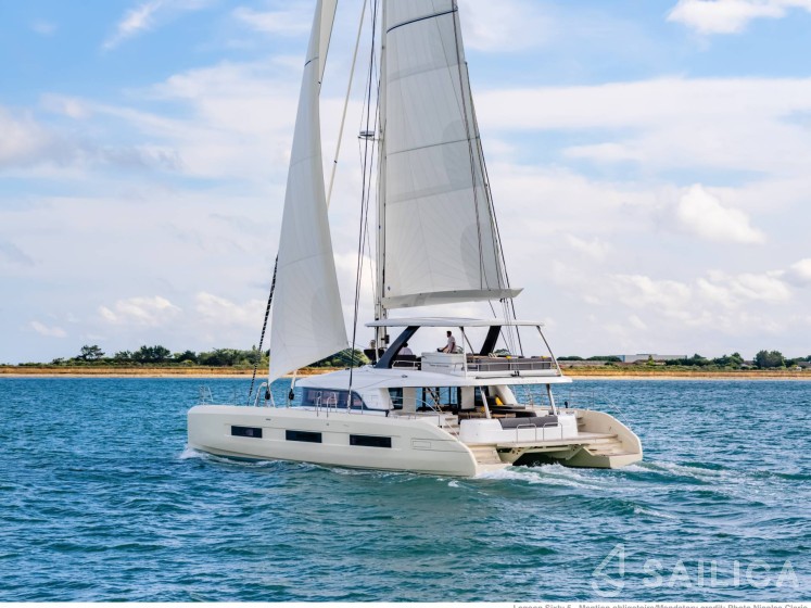Lagoon Sixty 5 - Yacht Charter Sailica