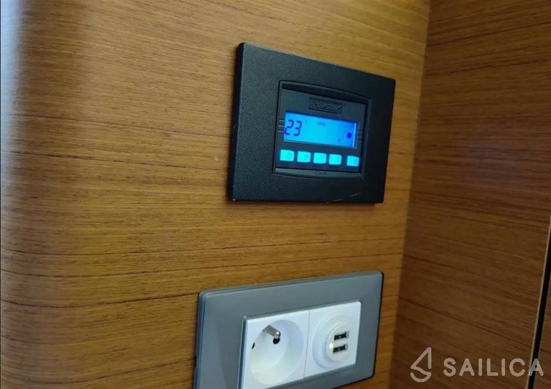 Sun Odyssey 440 - Yacht Charter Sailica