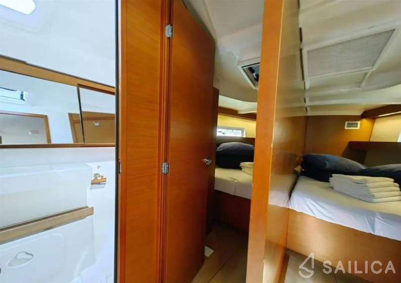 Sun Odyssey 440 - Yacht Charter Sailica