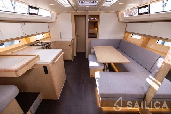 Bavaria 46 Cruiser - Yacht Charter Sailica