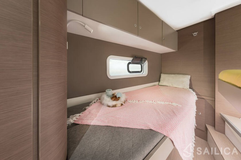 Bali Catspace - Yacht Charter Sailica