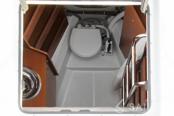 Oceanis 51.1 - Yacht Charter Sailica