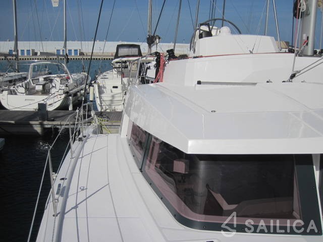 Bali 4.3 - Yacht Charter Sailica