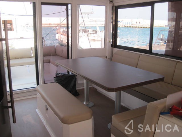 Bali 4.3 - Yacht Charter Sailica
