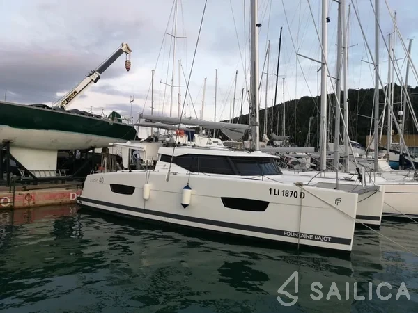 Lucia 40 - Yacht Charter Sailica